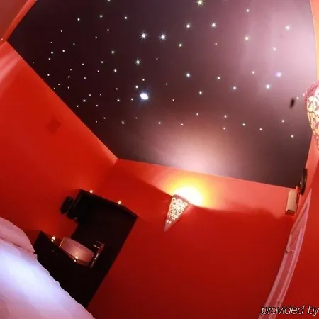 Hotel Chateau De Limelette 4*