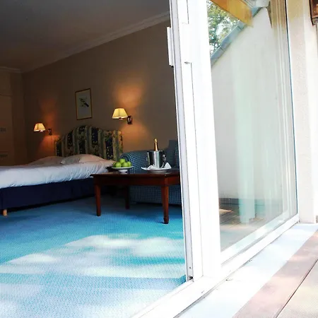 Chateau De Limelette 4*