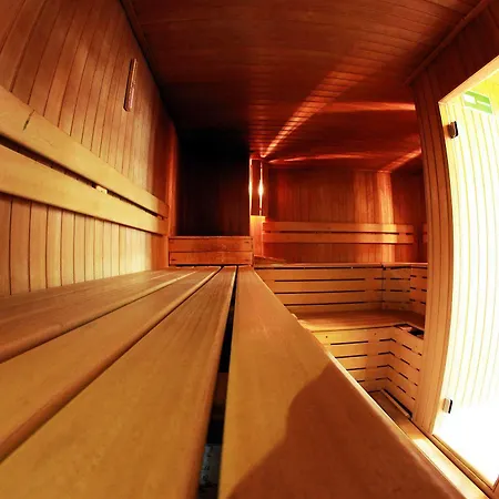 Chateau De Limelette Hotel 4*