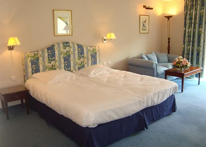 Chateau De Limelette