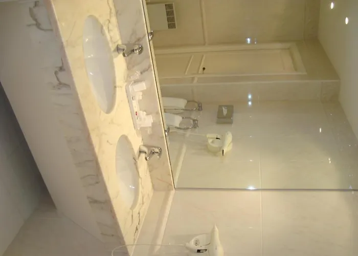 Chateau De Limelette 4*