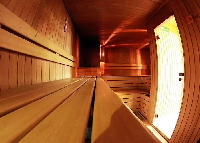 Chateau De Limelette Hotel 4*