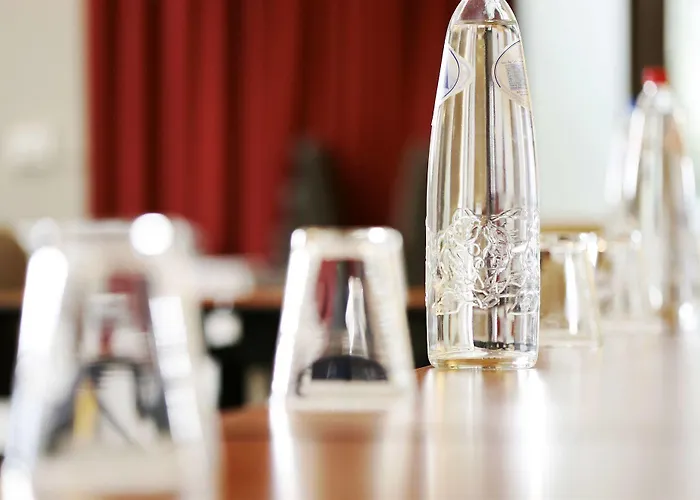 Hotel Chateau De Limelette 4*