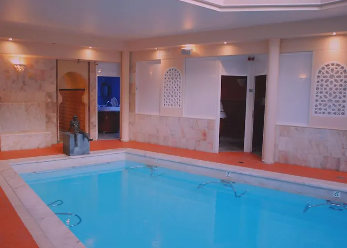 Chateau De Limelette Hotel 4*